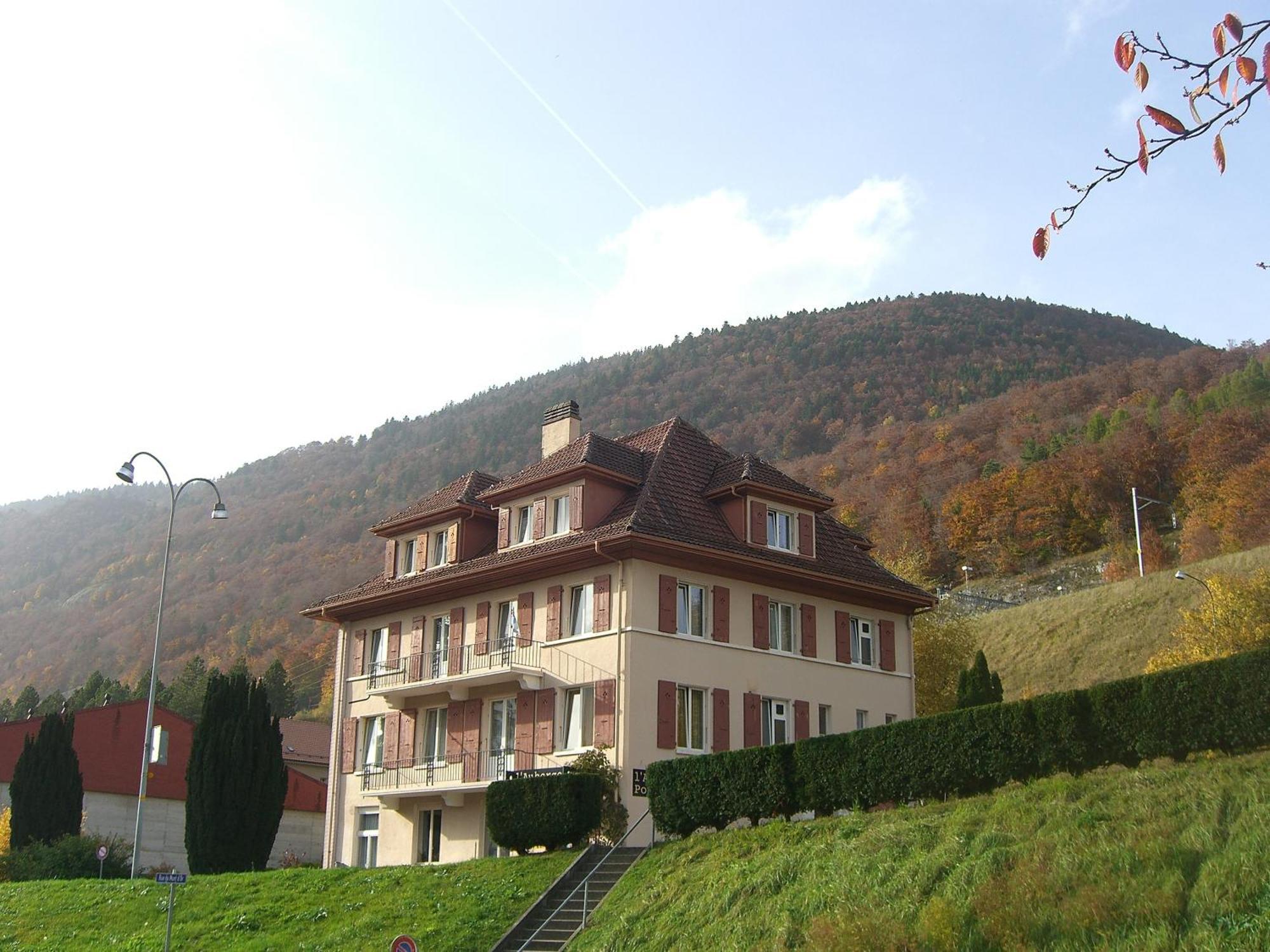 Auberge Pour Tous 瓦洛尔布 外观 照片