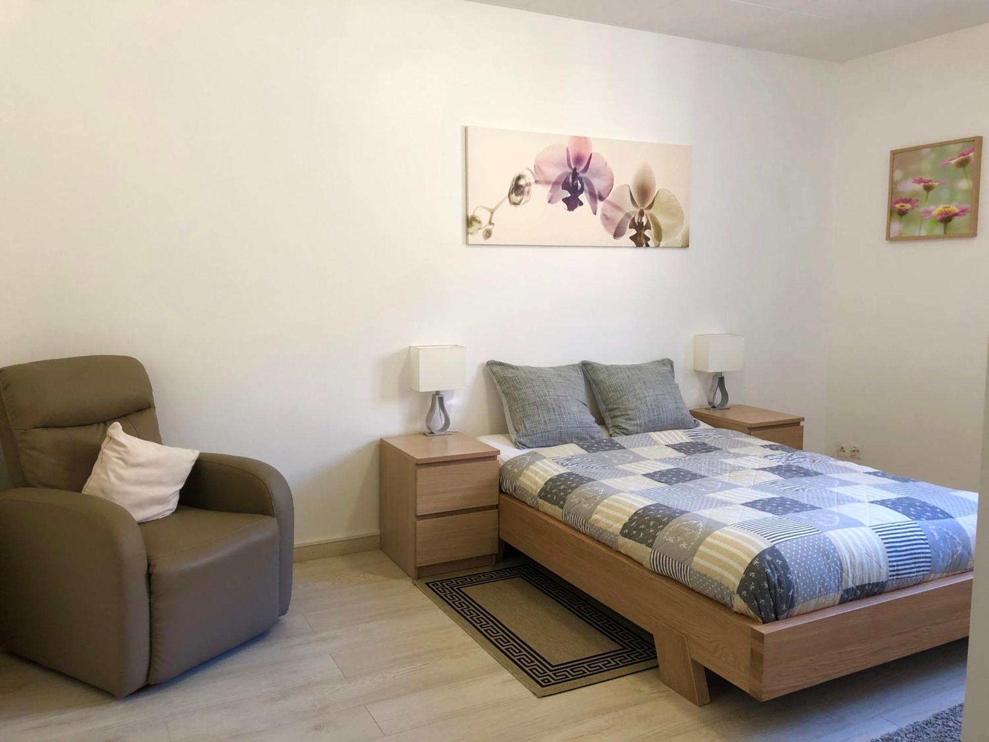 Auberge Pour Tous 瓦洛尔布 外观 照片
