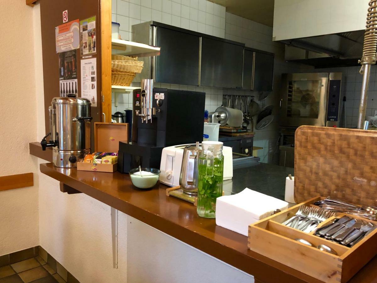 Auberge Pour Tous 瓦洛尔布 外观 照片