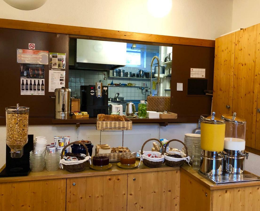 Auberge Pour Tous 瓦洛尔布 外观 照片
