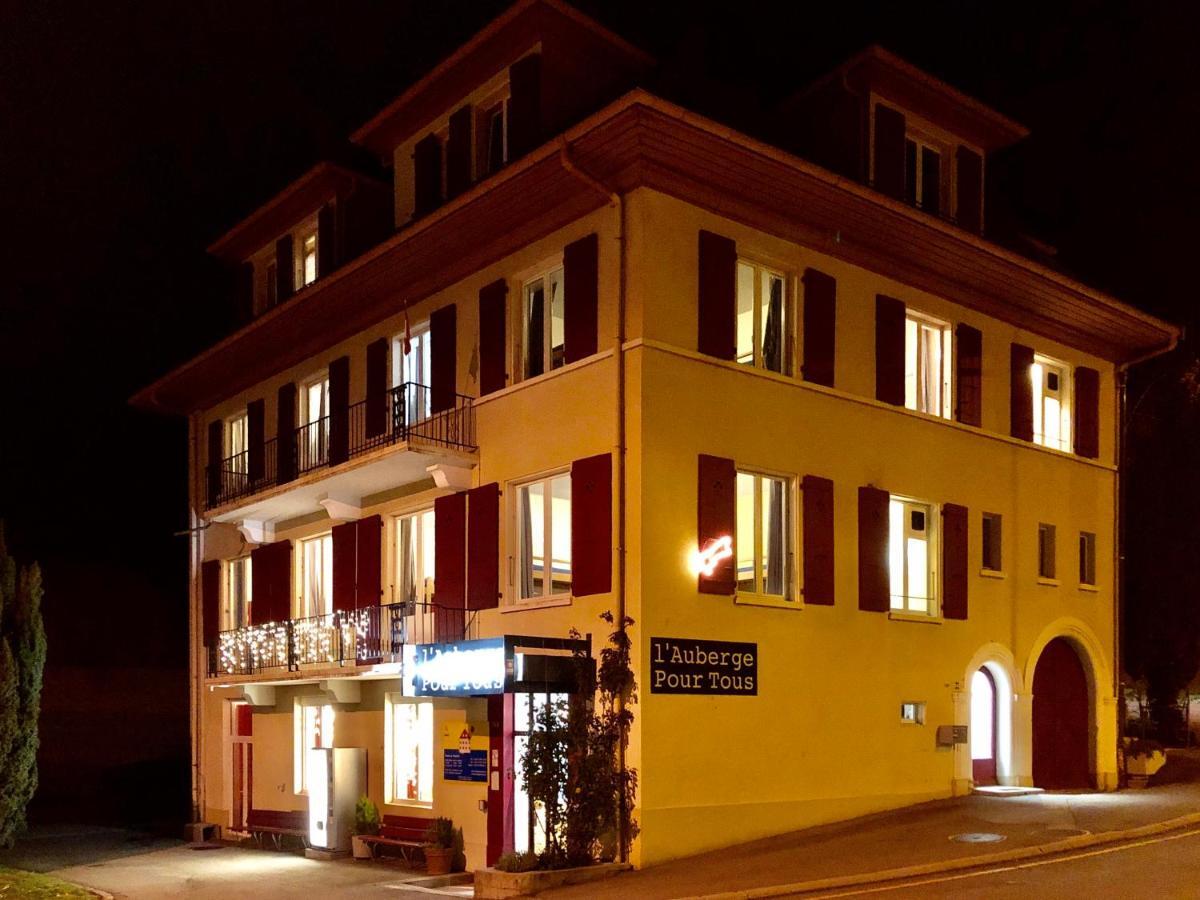 Auberge Pour Tous 瓦洛尔布 外观 照片