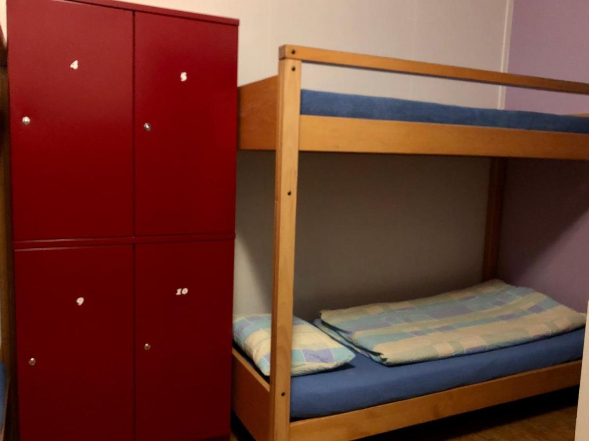 Auberge Pour Tous 瓦洛尔布 外观 照片